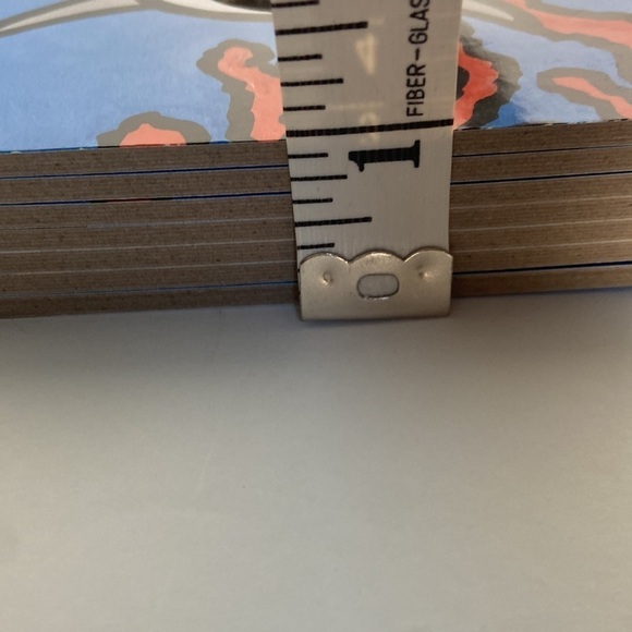 Little Shark Finger Puppet Book Chronicle Books - Picture 9 of 10